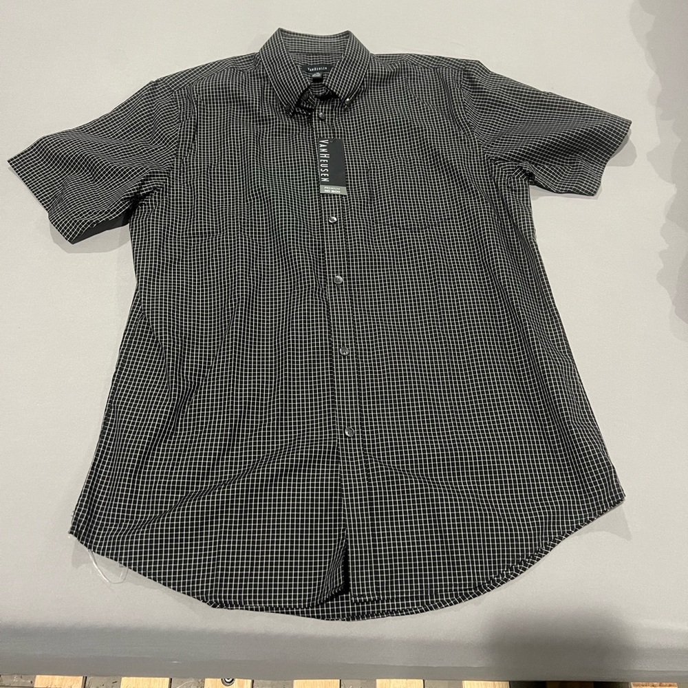 Van Huesen Men's Black Checkered Shirt